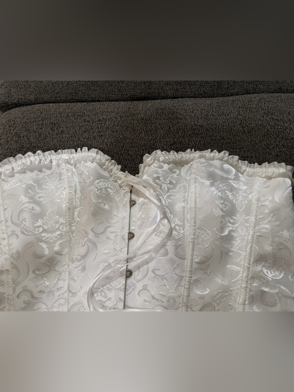White Lace-Embroidered Strapless Bustier with 10+ sturdy boning - Picture 3 of 7